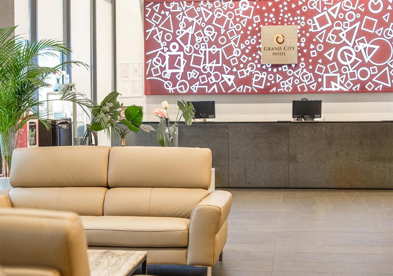 Grand City Hotel Cshangvon Kültér fotó