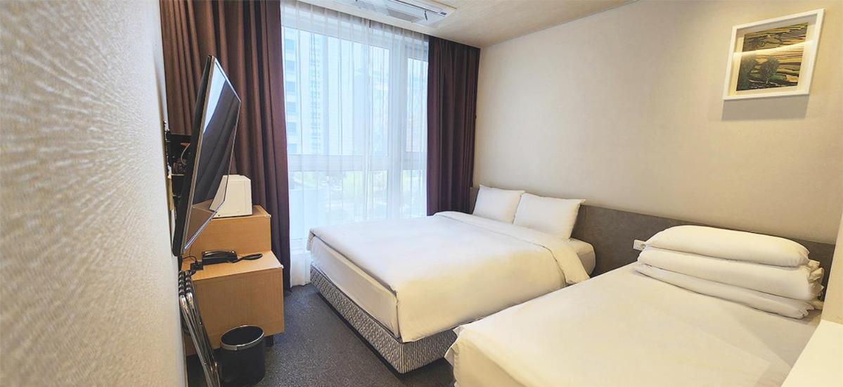 Grand City Hotel Cshangvon Kültér fotó